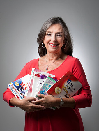 Jennifer Hawthorne - author